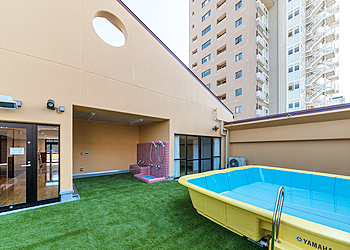 屋上プール