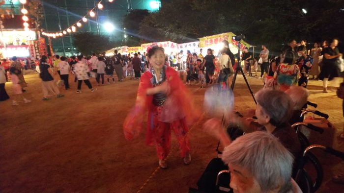 御厨盆踊り　交通公園　東大阪のお祭り　利用者様が参加