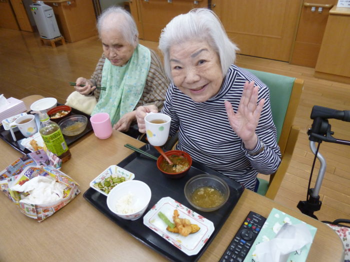 アーバンケア御厨　昼食　筍の天ぷら　初夏の食事　高齢者に喜ばれる食事