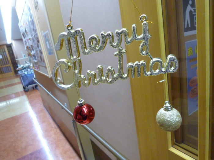 東大阪　特養　施設のクリスマス　飾りつけ　12月の過ごし方