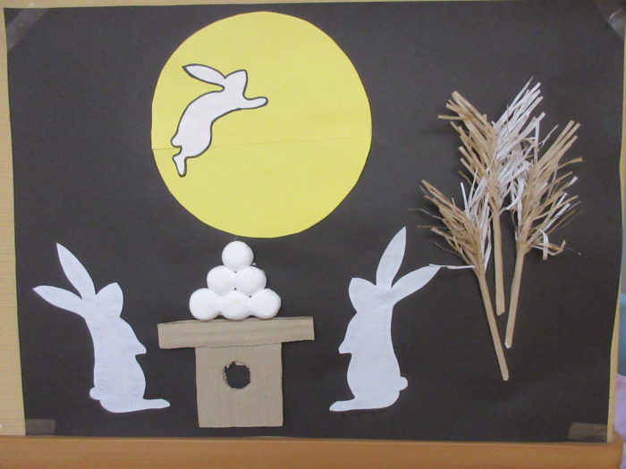 季節の飾り　お月見　月とウサギ