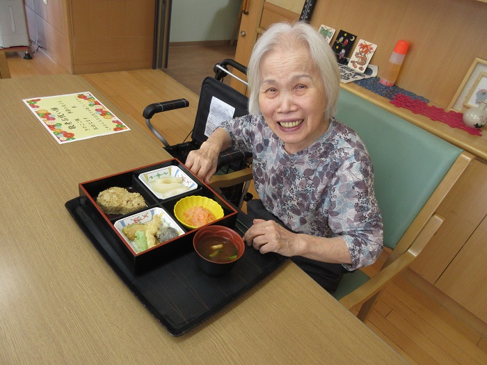 アーバンケア御厨　特別養護老人ホーム　東大阪　敬老の日　祝い膳
