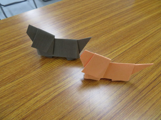 第２回目の折り紙教室での作品の犬。